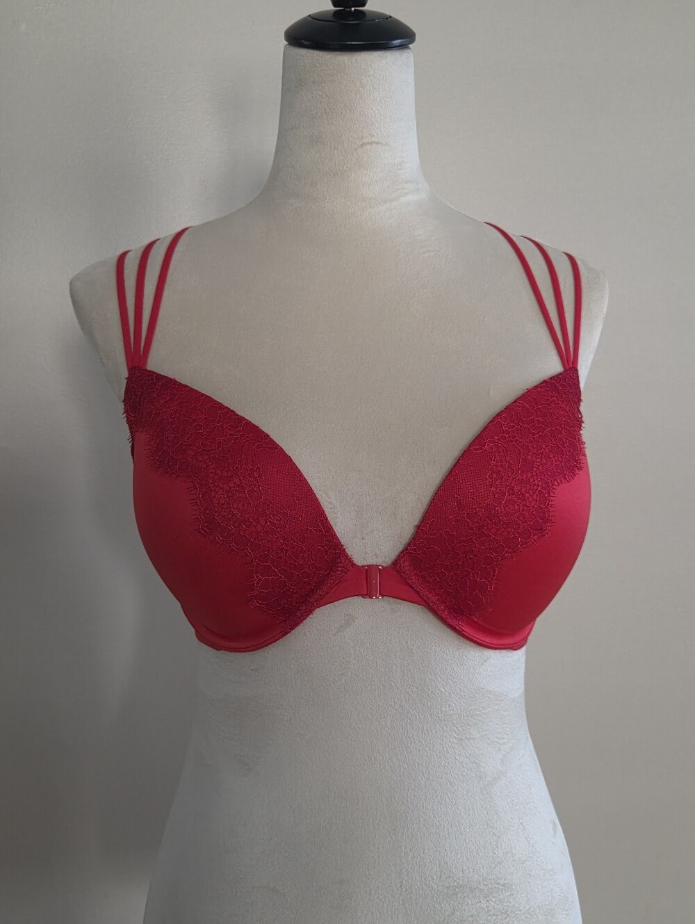 Victoria's Secret Very Sexy Red Lace Push-Up Bra with Strappy Back